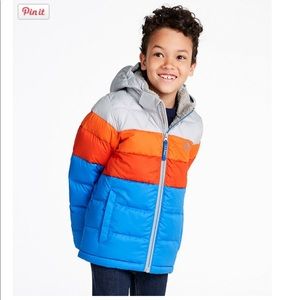 Boys puffer jacket. Still in stores. No flaws like new size 10-12